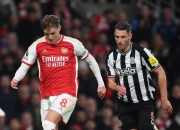 开云体育官方网站-阿森纳遭遇连败，球队危机四伏