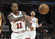 开云下载-包含公牛强势澳大利亚男篮，特雷杨三分雨点燃全场的词条