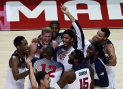 开云在线直播-篮网B队翻盘灰熊，克莱惊艳世界