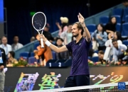 开云官方app入口-包含法国网球队力克西班牙网球队，梅德韦杰夫爆发神勇的词条