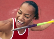 开云官方app入口-上海滩的绝杀回响，詹姆斯定义巨星，上海队压哨逆袭快船