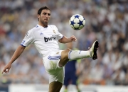 开云体育官网-篮下巨兽的觉醒，文班亚马在北京队对阵雷霆的攻防统治