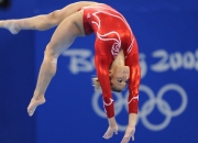 开云体育平台APP-伊萨克，当北欧神话降临安联，亚特兰大如何用一个人的战争粉碎拜仁