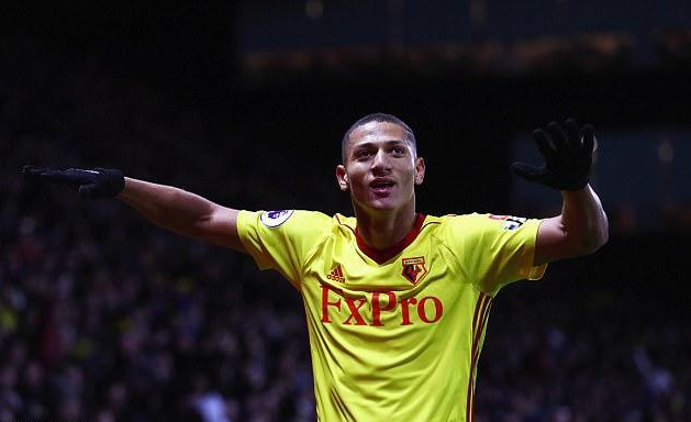 包含沃特福德凭借绝杀逆转，让降级压力减轻的词条