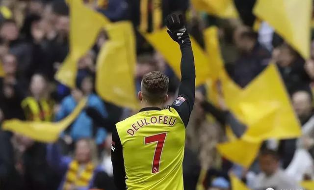 包含沃特福德凭借绝杀逆转，让降级压力减轻的词条