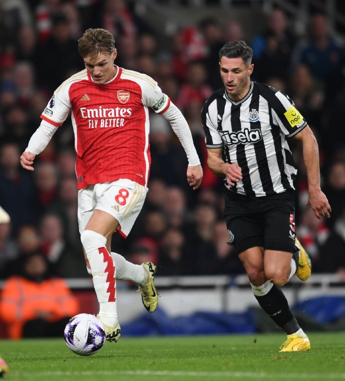 阿森纳遭遇连败，球队危机四伏