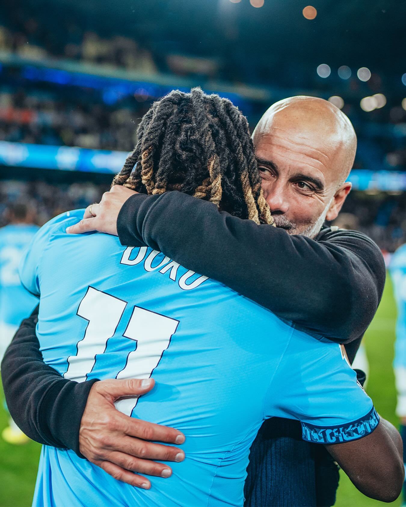 曼城擒下英超霸主，豪取胜利的简单介绍