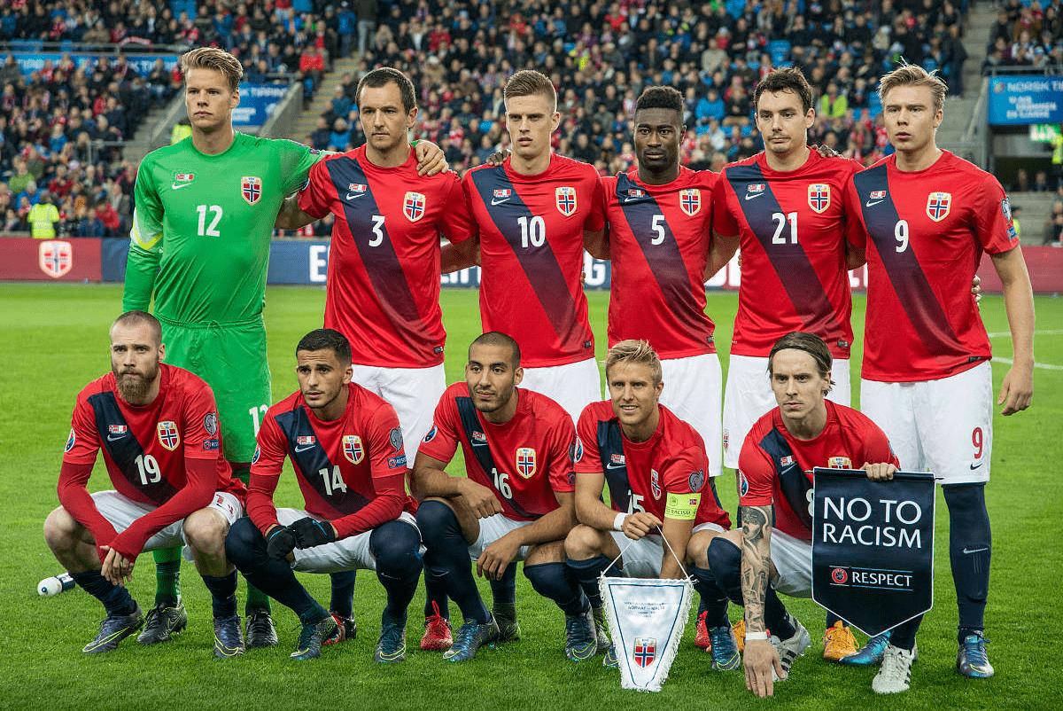 意大利队客场战平北马其顿队，赛场争锋