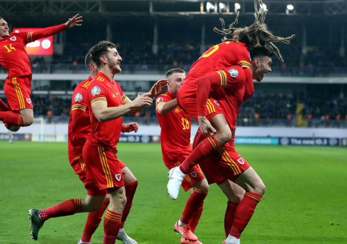 关于欧预赛两队激烈对决，胜负难料的信息