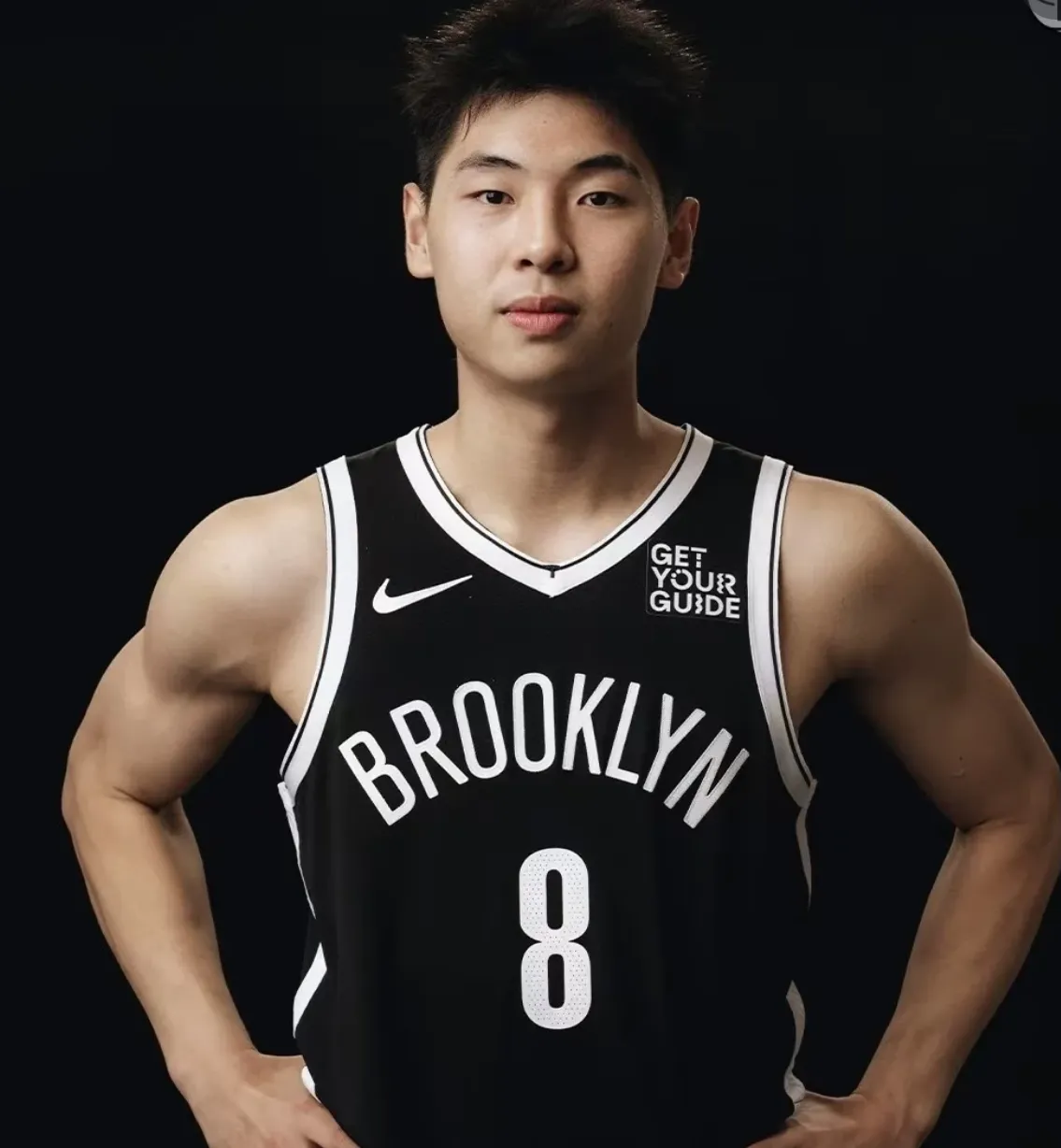 篮网B队翻盘灰熊，克莱惊艳世界