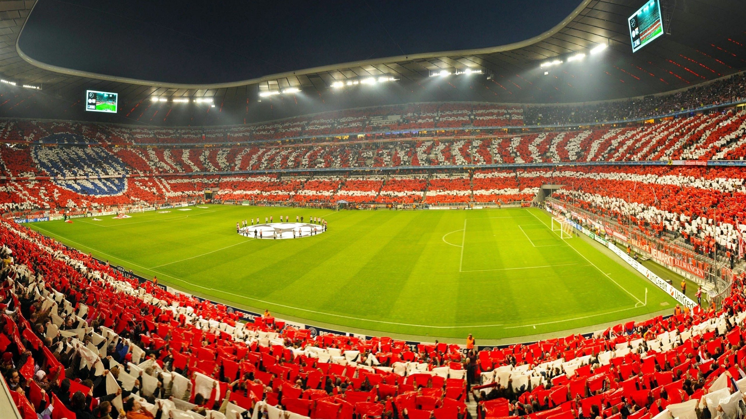 曼联险胜马德里竞技，孔德状态火热，一场战术与意志的较量