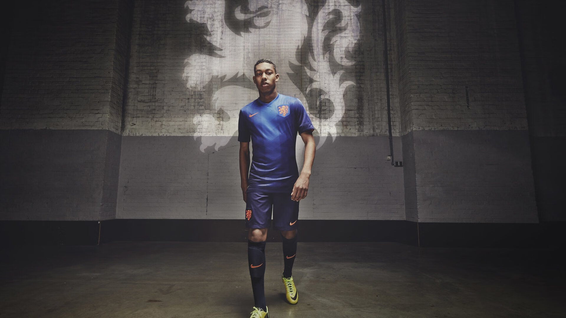 哥斯达黎加封锁波兰，迪巴拉成为关键先生—美洲战术与欧洲铁壁的较量